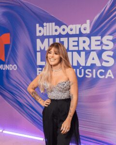 KANY GARCÍA RECIBE EL PREMIO ESPÍRITU DE CAMBIO