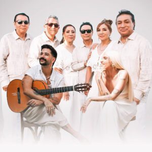 ELENA ROSE Y CAMILO Y LOS ÁNGELES AZULES ESTRENAN “CARTERAS CHINAS”