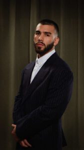 MANUEL TURIZO SUMA 3 NOMINACIONES EN PREMIOS JUVENTUD 2025