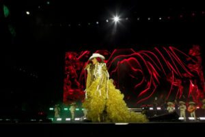 El BMO Stadium con Casa Llena: Gloria Trevi convirtió la Noche en Historia