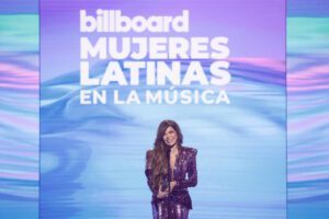 Gloria Trevi recibe el premio Trayectoria Musical en Billboard Mujeres Latinas en la Música