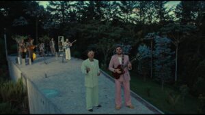 Mike Bahía, Juan Pablo Vega – Bajo Cero