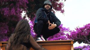 Alex Rose sorprende a sus fans con el video oficial de “Dónde estabas tú”