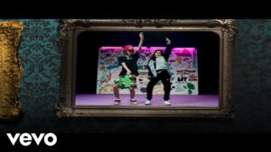 JON Z LANZA “NKB” (NATTI, KAROL, BECKY) JUNTO A FARRUKO X NATTI NATASHA X BRYTIAGO X DARELL, ELADIO CARRION X KEVVO X MIKY WOODZ