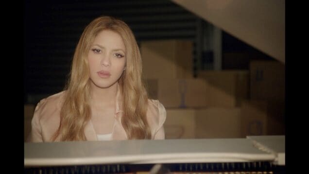Shakira – Acróstico (Official Video)