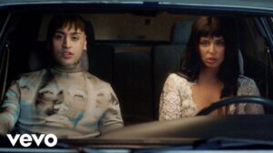 Nathy Peluso Y Tiago PZK – Ella Tiene