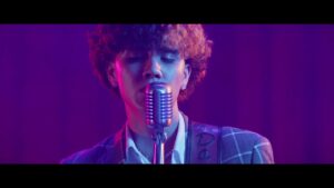 DannyLux – Un Momento (Video Oficial) + Letras