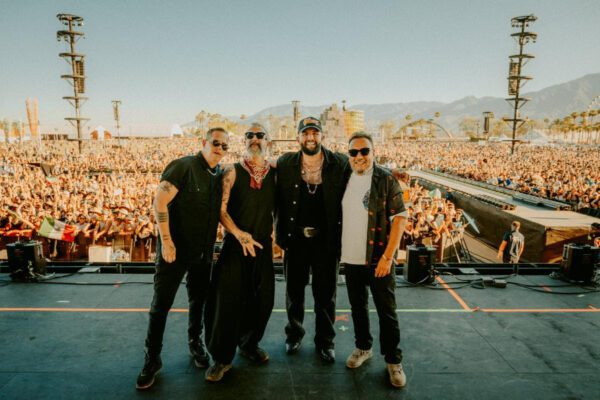 Carín León En El Festival De Arte Y Música De Coachella