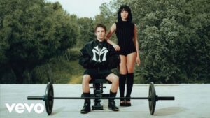 Sen Senra Y Aitana – Hermosa Casualidad (Video)