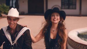 Thalia – Silencio (Video + Letras)