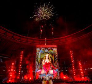 Lola Índigo se posiciona como una de las artistas españolas del momento