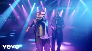 Akon y Gary LeVox y De La Ghetto – Hold The Umbrella